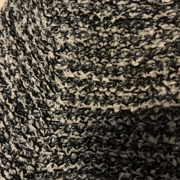 New LOFT sweater jacket - black/grey/white knit - super soft - size Medium - Picture 6 of 9